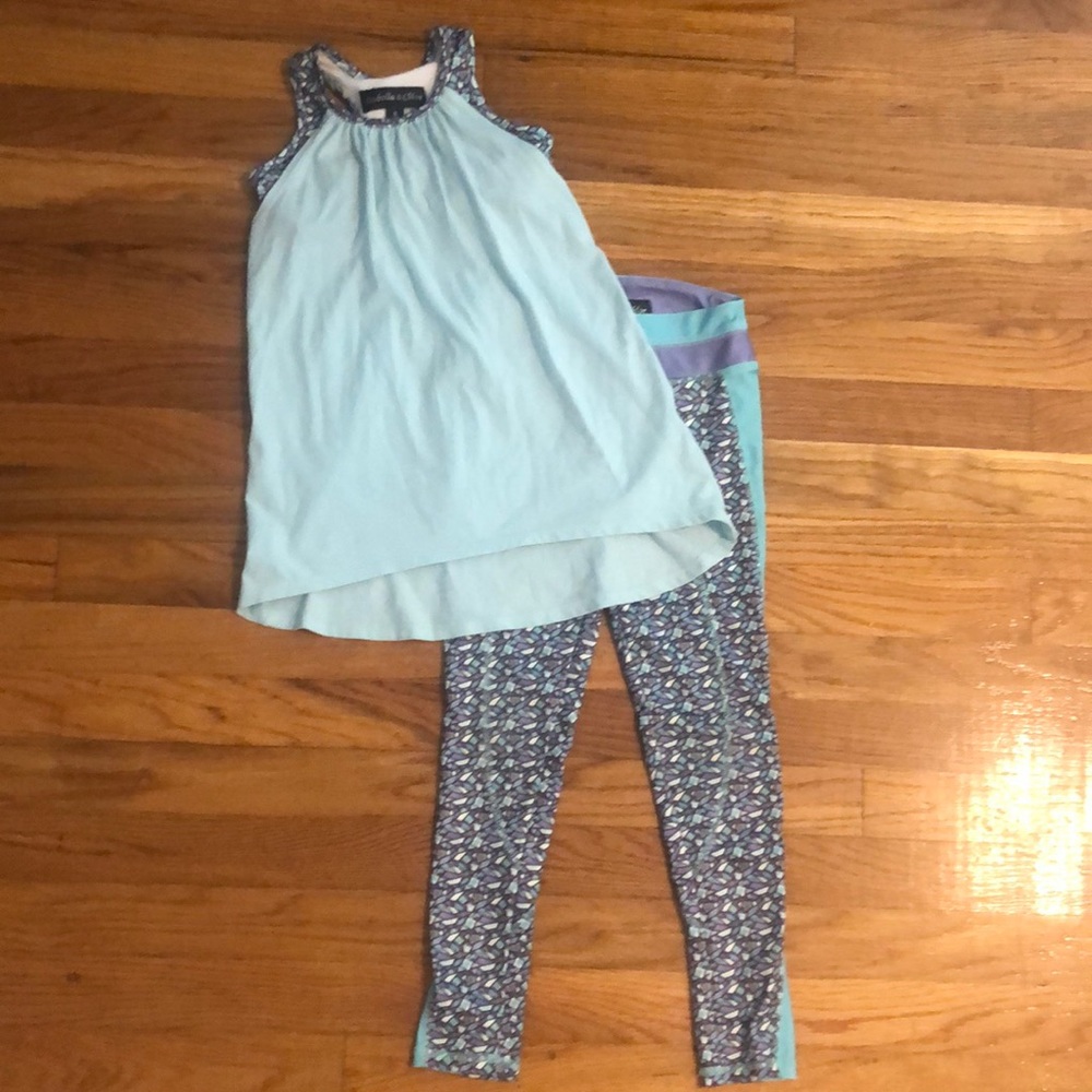 EUC Cool Mosaic Activewear Set